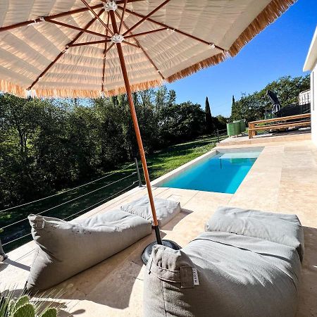 Villa De La K Ventabren Екстер'єр фото
