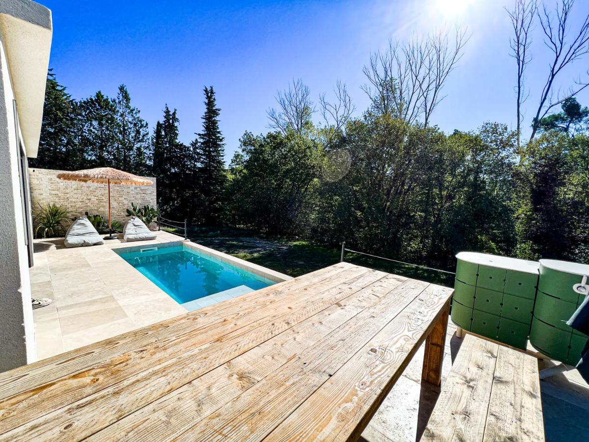 Villa De La K Ventabren Екстер'єр фото